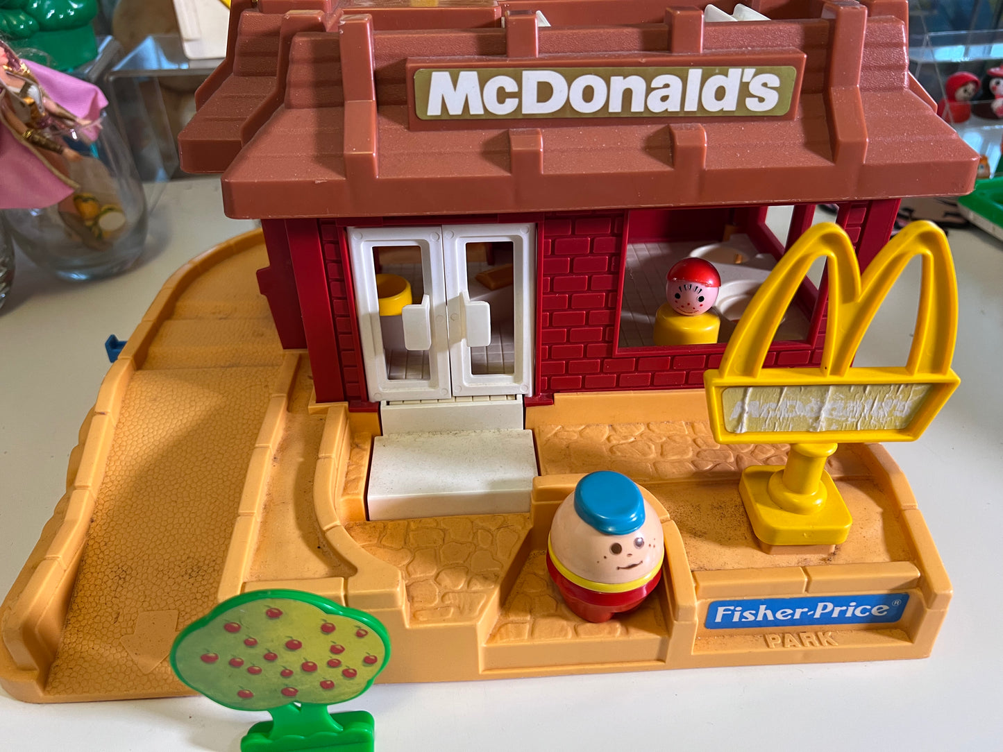McDonald Restaurant Lot