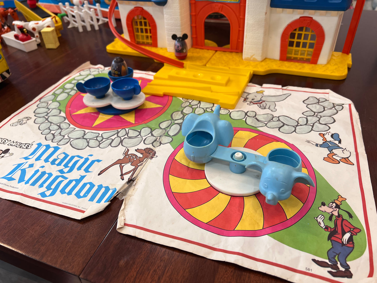 Vintage 1977 Mickey Mouse's Magic Kingdom Weebles Castle Playset