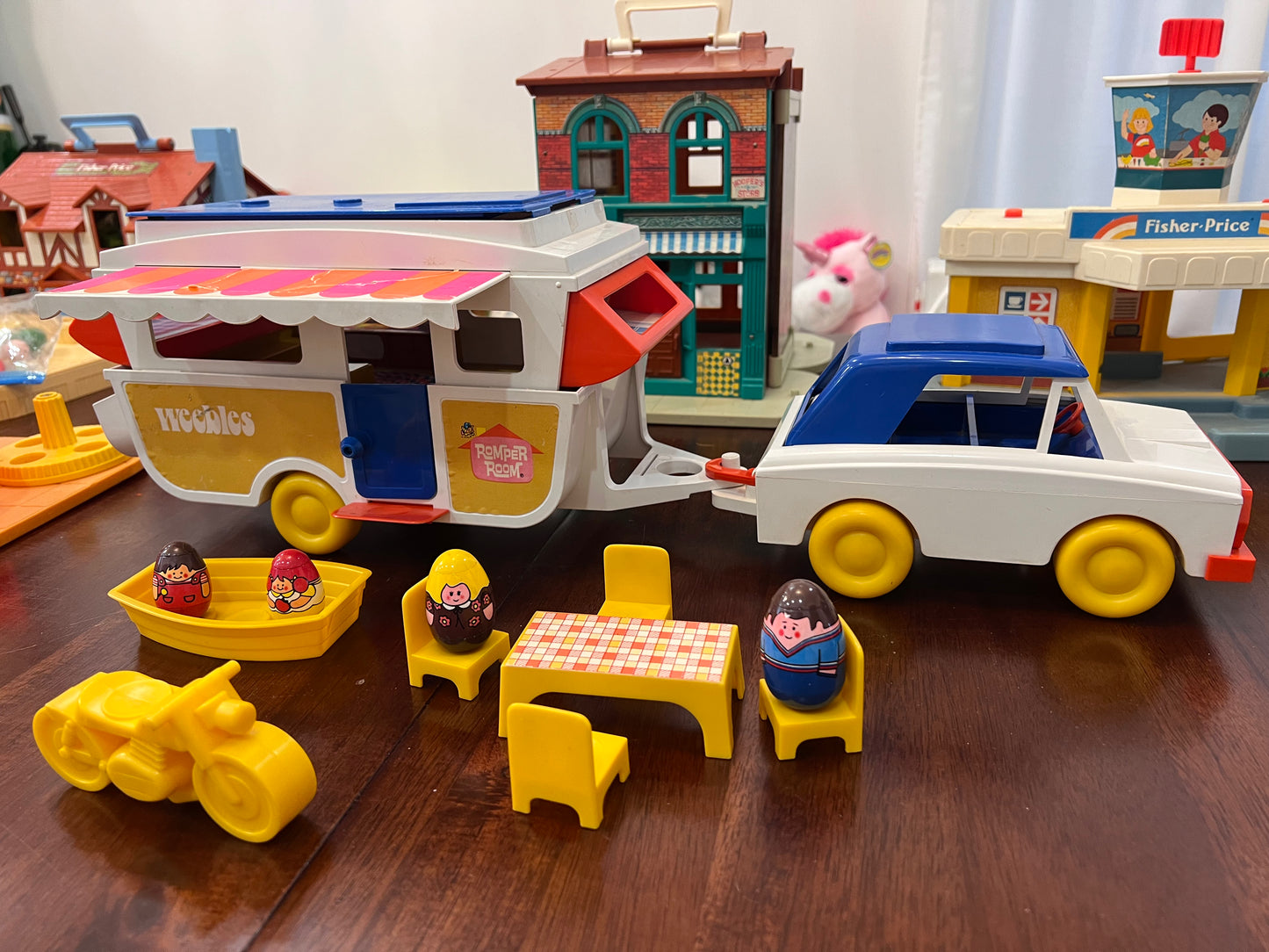 Vintage 1972 Weebles Camper #595