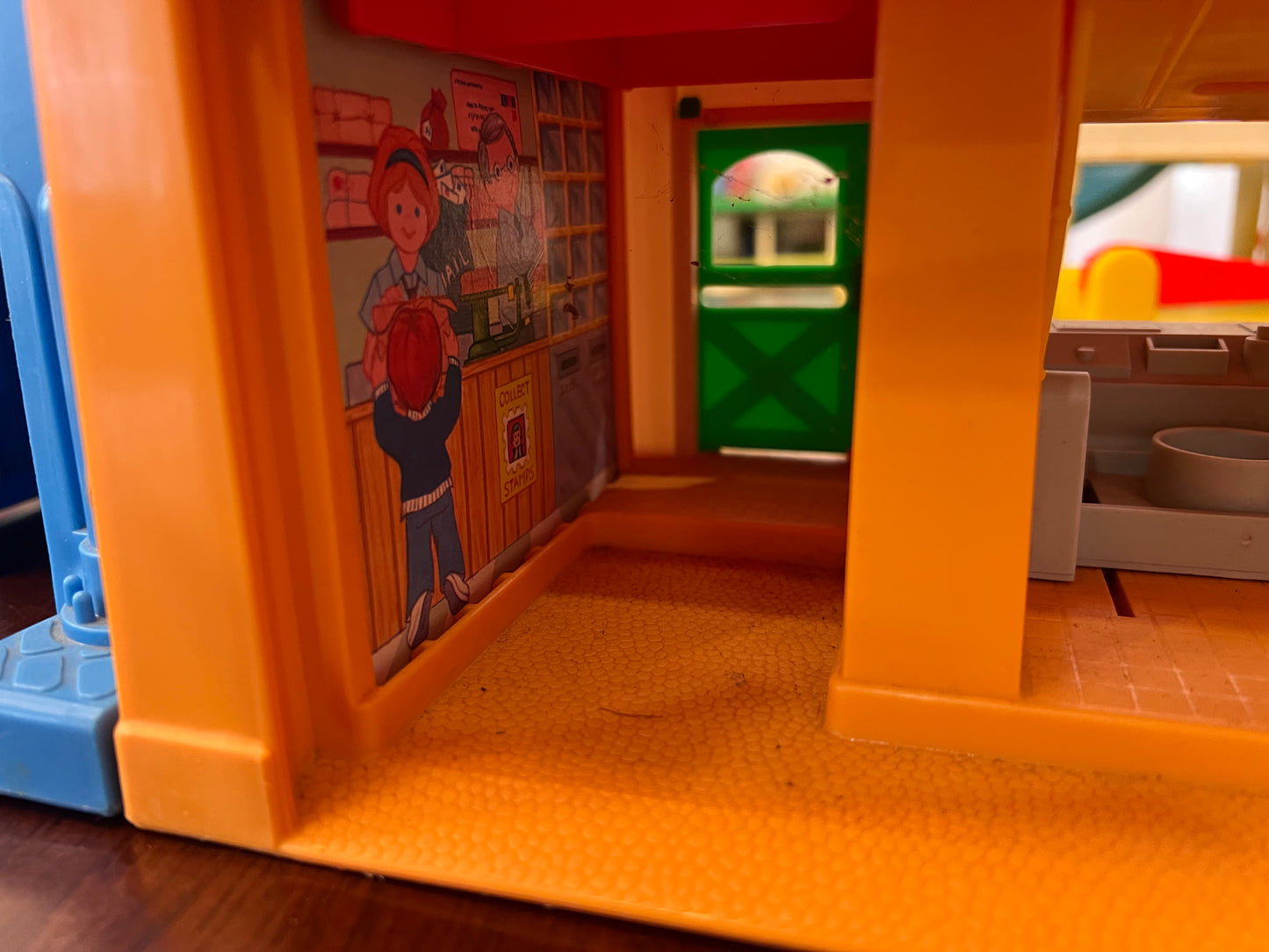 Vintage Little People Main Street #2500 COMPLETE w SUB