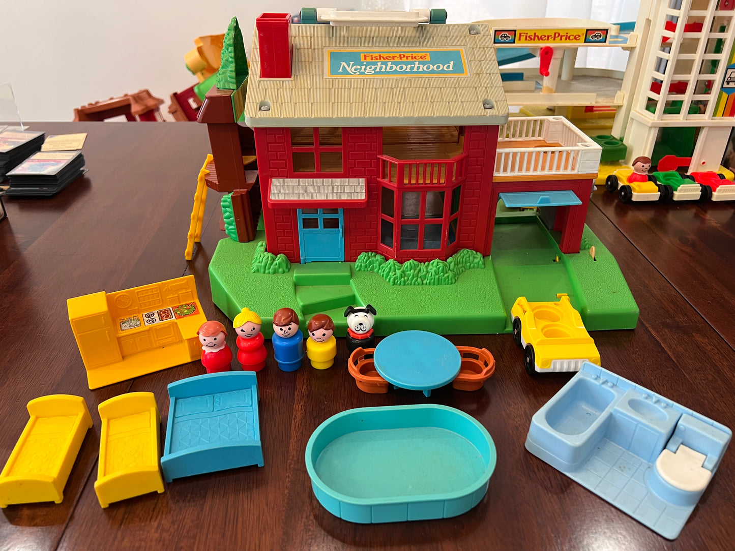 HTF Vintage Little People Neighborhood #2551 COMPLETE w ORIG TREE HOUSE