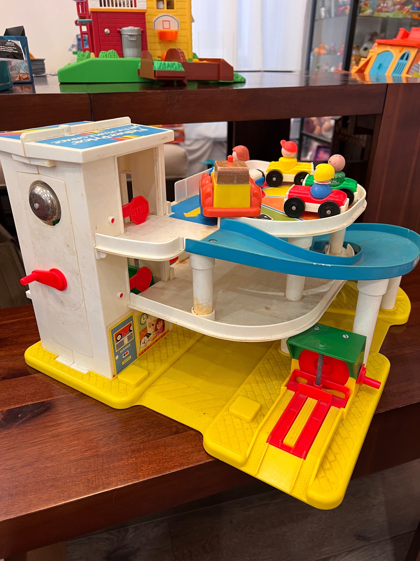 Vintage Little People Garage #2504 COMPLETE 1987 version