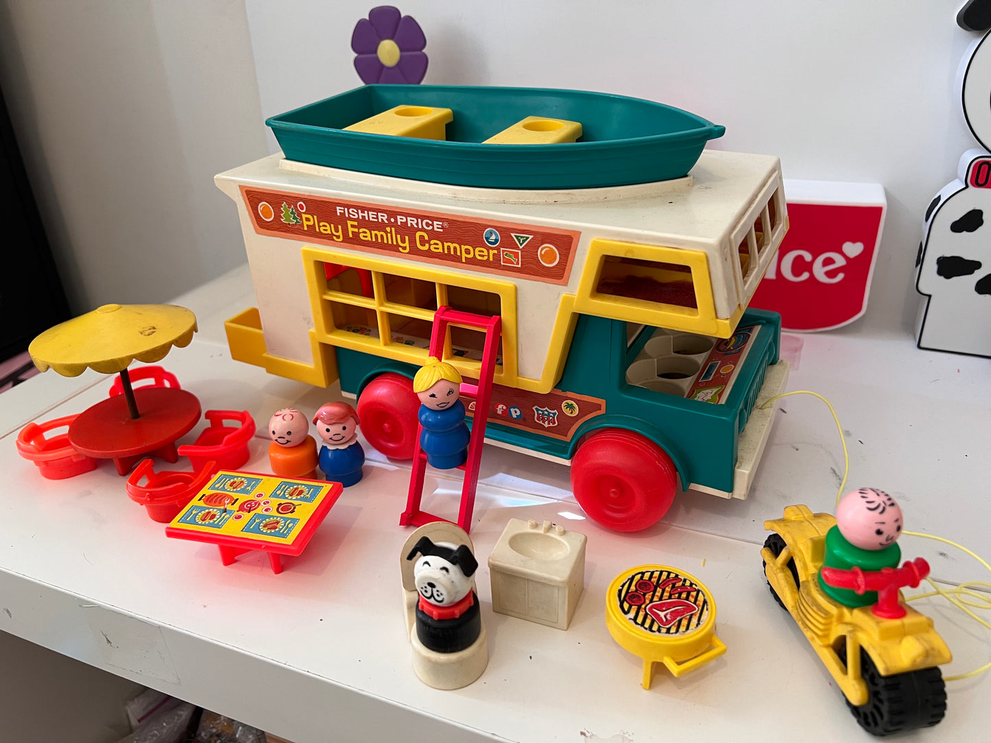 Vintage Little People Green Camper #994 COMPLETE