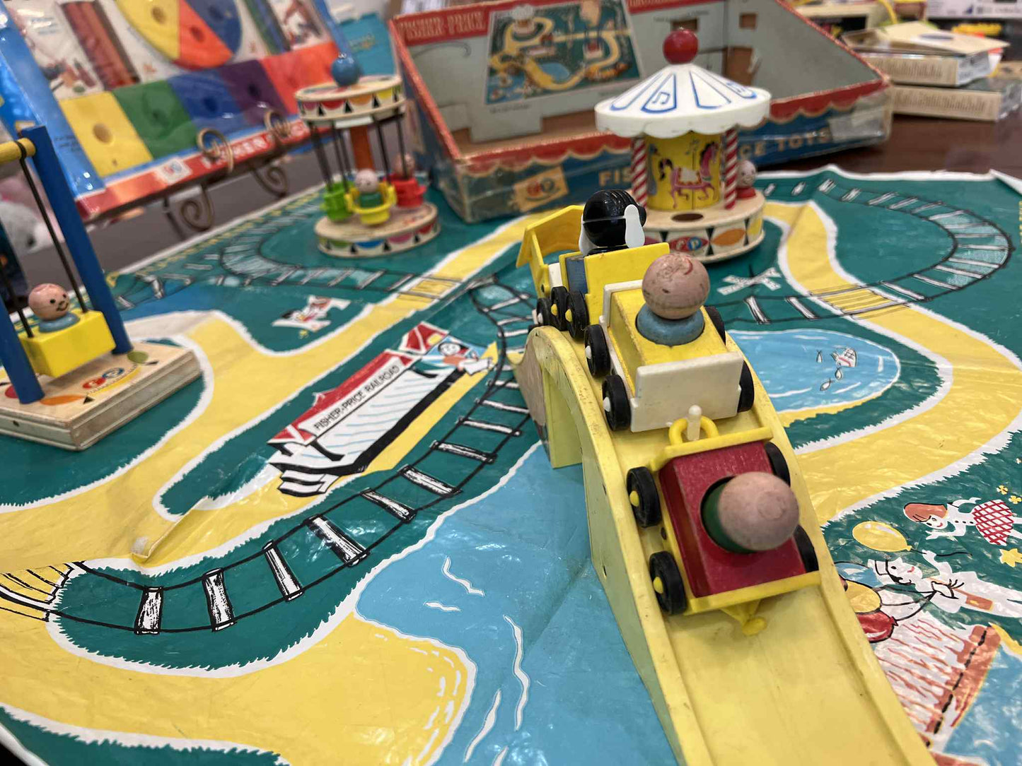HTF Amusement Park w Bottom Box NEAR COMPLETE