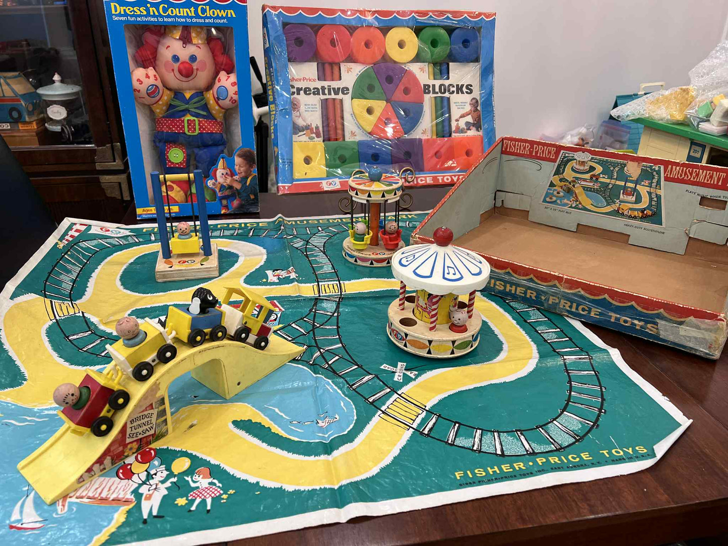 HTF Amusement Park w Bottom Box NEAR COMPLETE