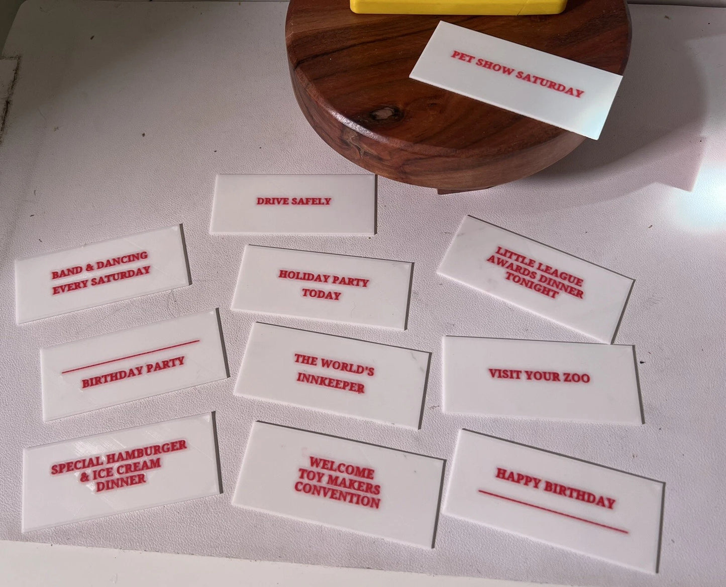 Vintage Playskool Familiar Places HOLIDAY INN Replacement CARD INSERTS set of 12