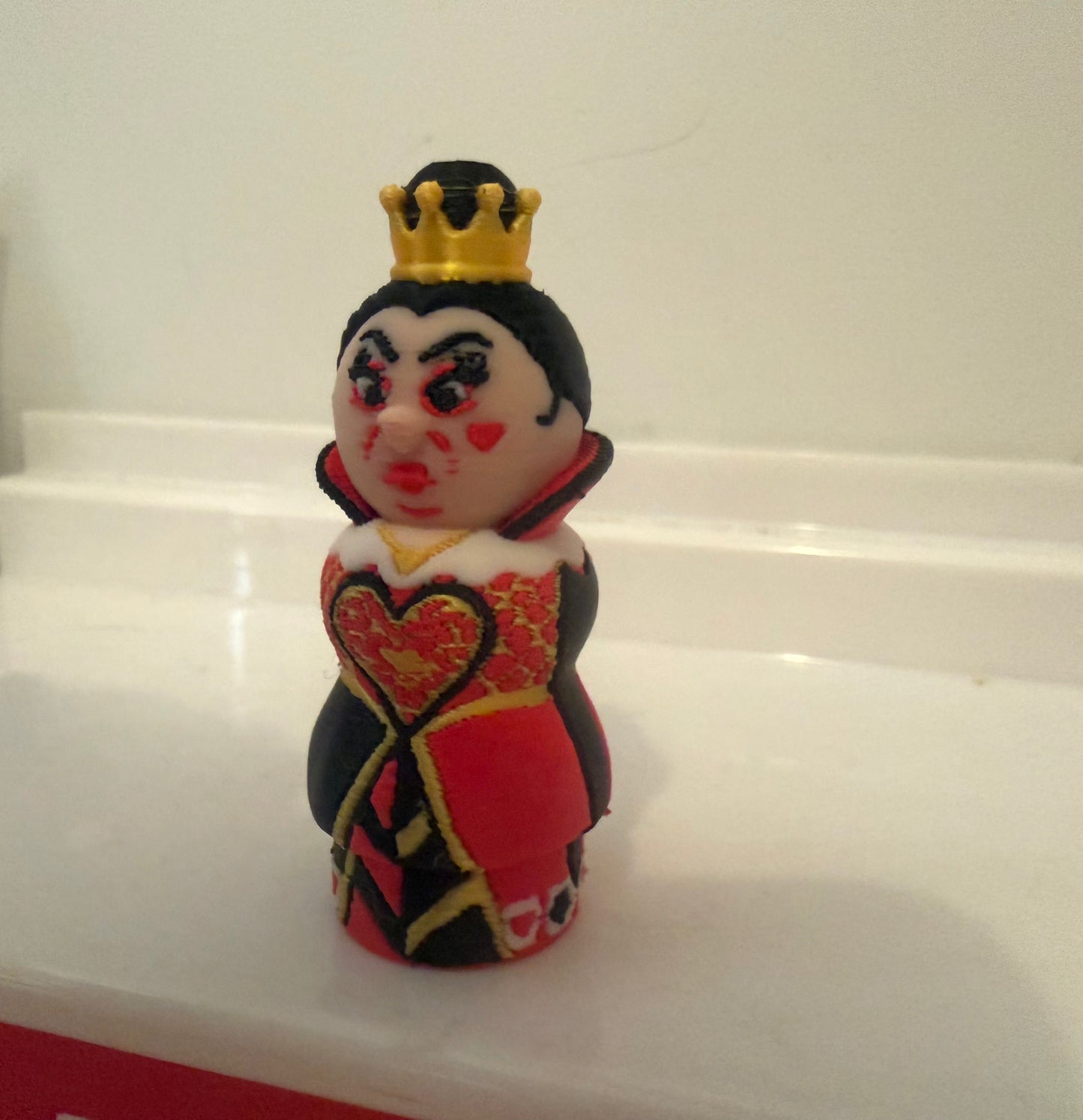 Queen of Hearts - Monthly Villain Series Limited Edition Figure