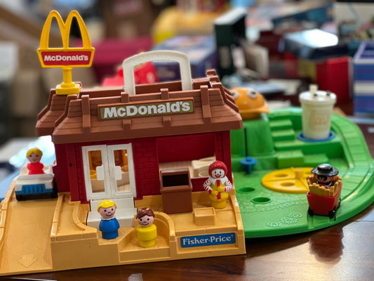 1989 Vintage FP McDonald's Restaurant #2552 - COMPLETE