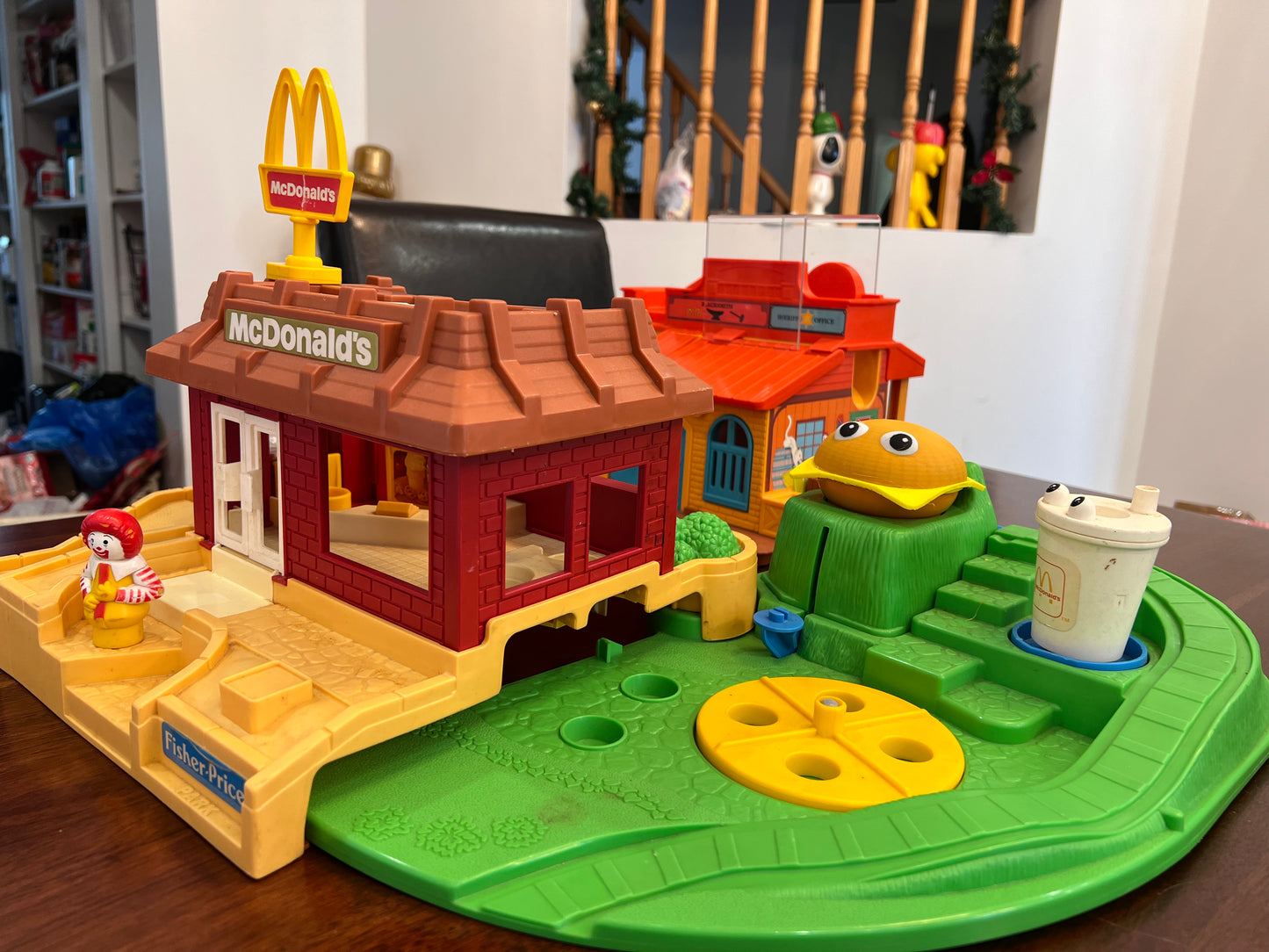 RARE Fisher Price McDonald's Restaurant LOT