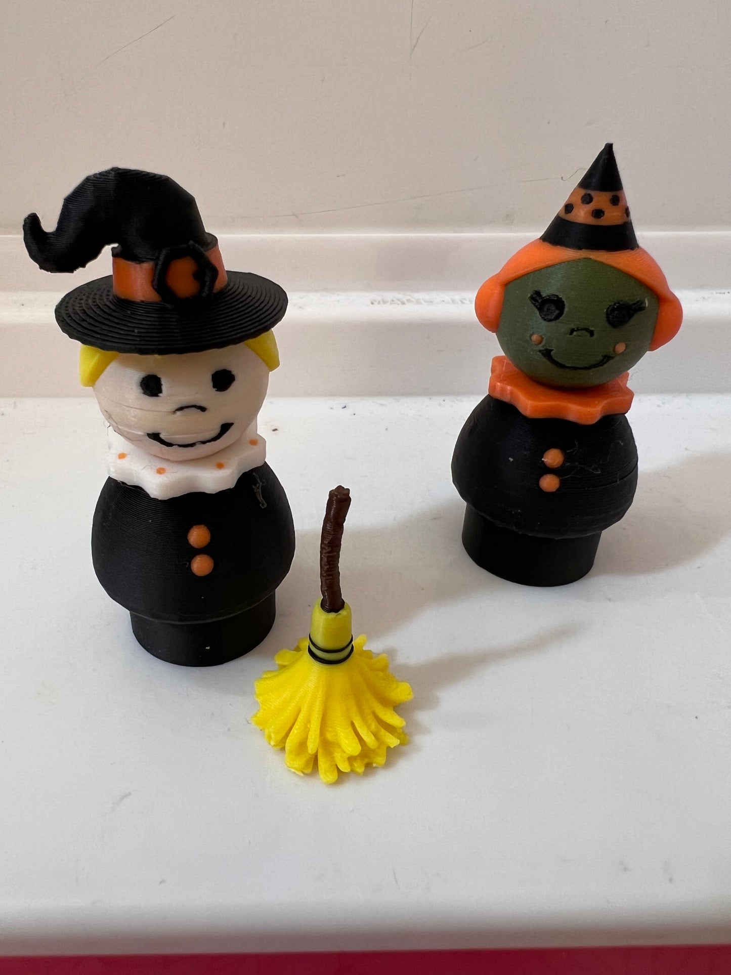 🧹 Custom Free-Standing Broom – Perfect for Your Fisher Price Witches!