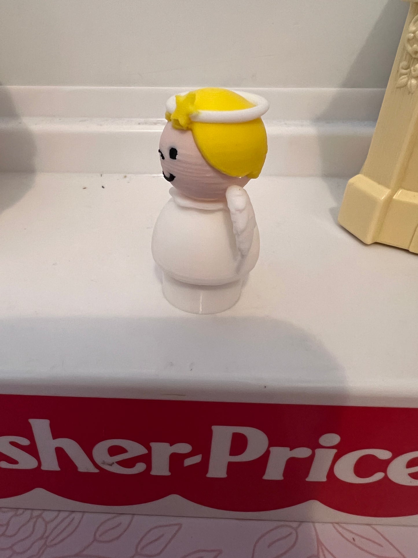 Christmas/Holiday figure - Angel (blonde)