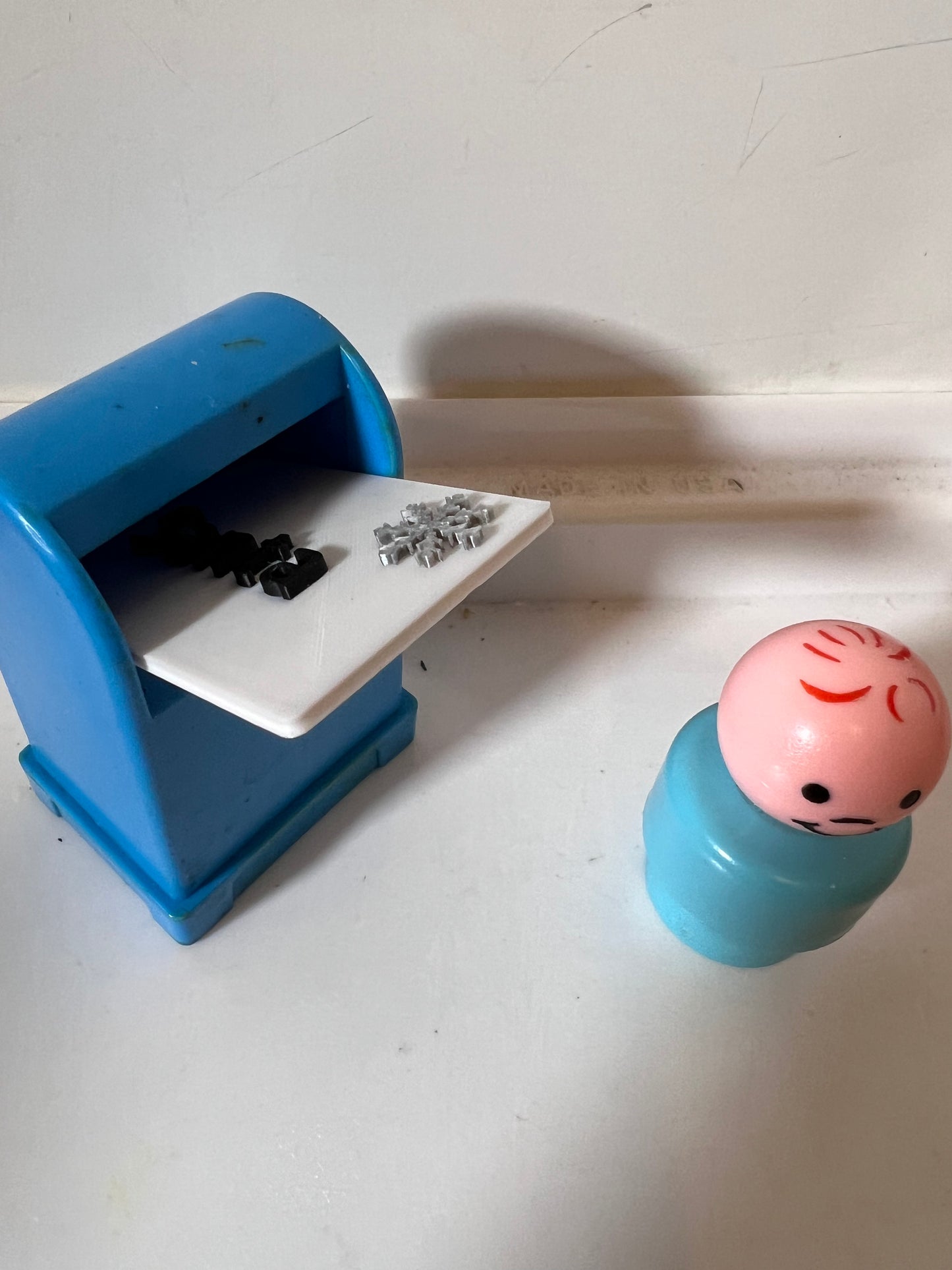 Custom Accessory - Letter mail for Santa