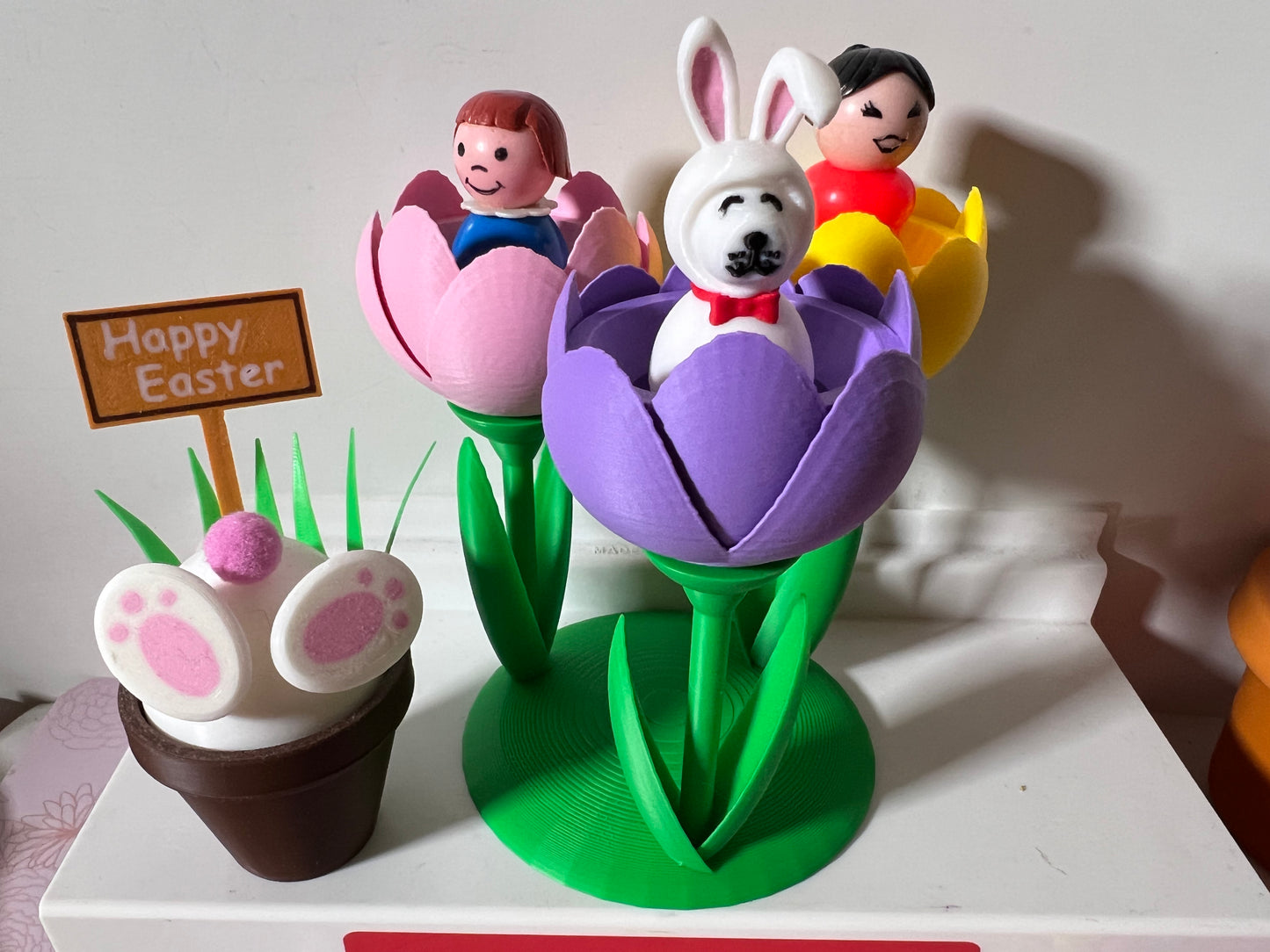 Easter Tulip Display Stand – Vintage Little People Scale