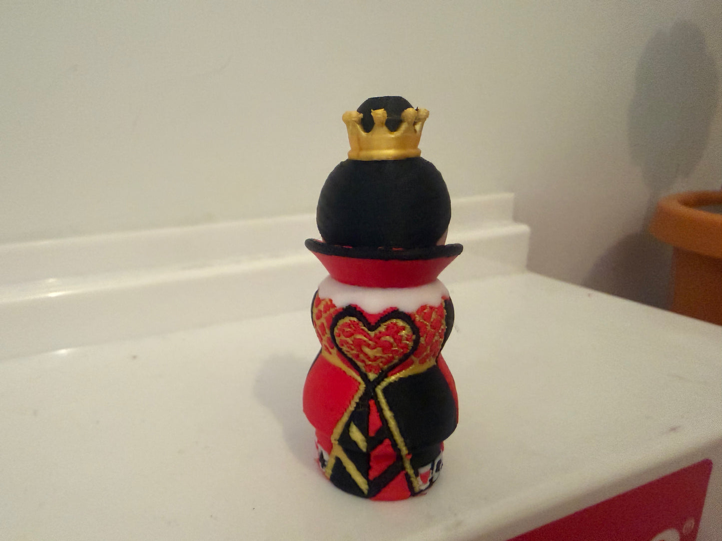 Queen of Hearts - Monthly Villain Series Limited Edition Figure