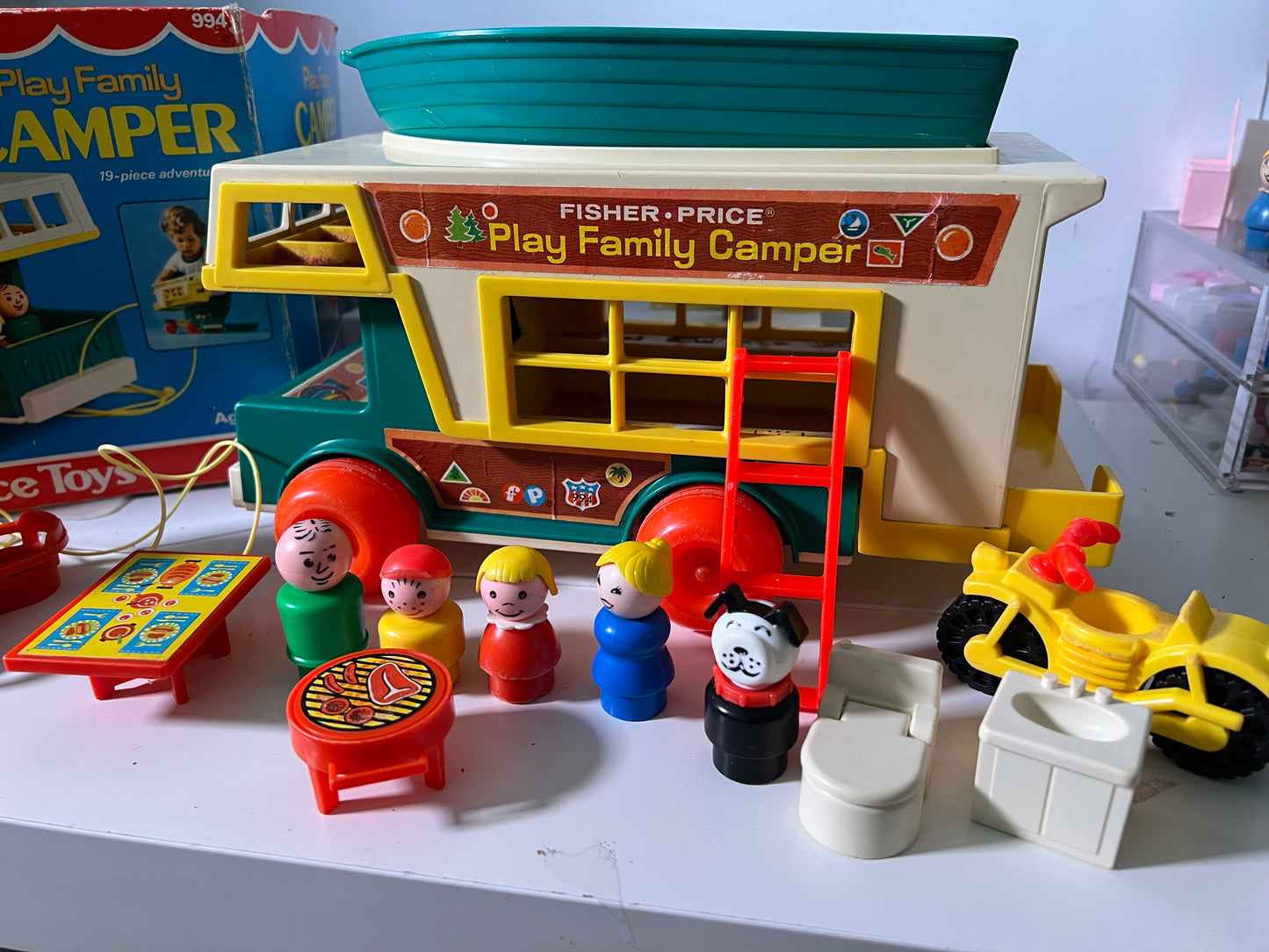 Sunday Fun-day Auction Vintage 1973 Fisher Price Camper #994 COMPLETE w ORIG BOX