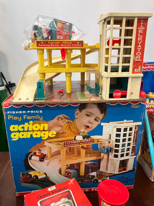 Vintage Fisher Price Play Family Action Garage #930 - COMPLETE W ORIG BOX
