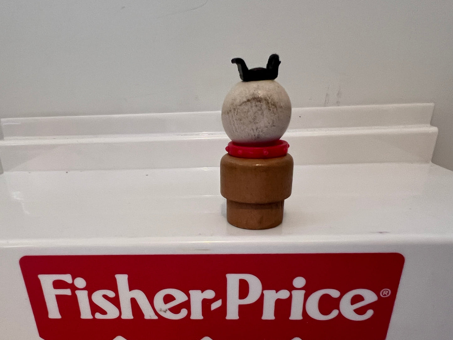 Super Rare & HTF Tan dog w White Face !