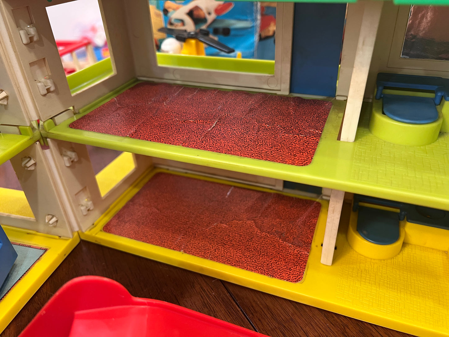 Vintage Playskool Holiday Inn