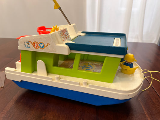 Happy House Boat Lot
