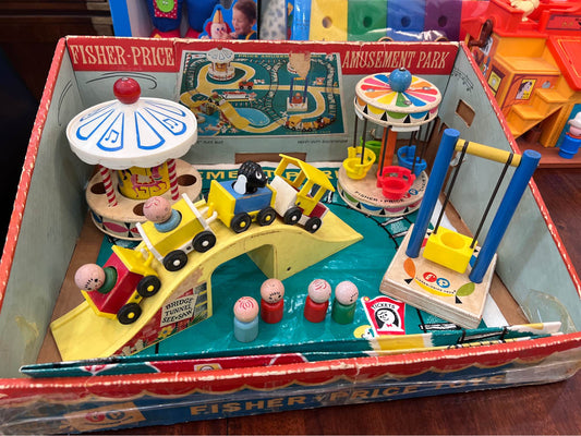 HTF Amusement Park w Bottom Box NEAR COMPLETE