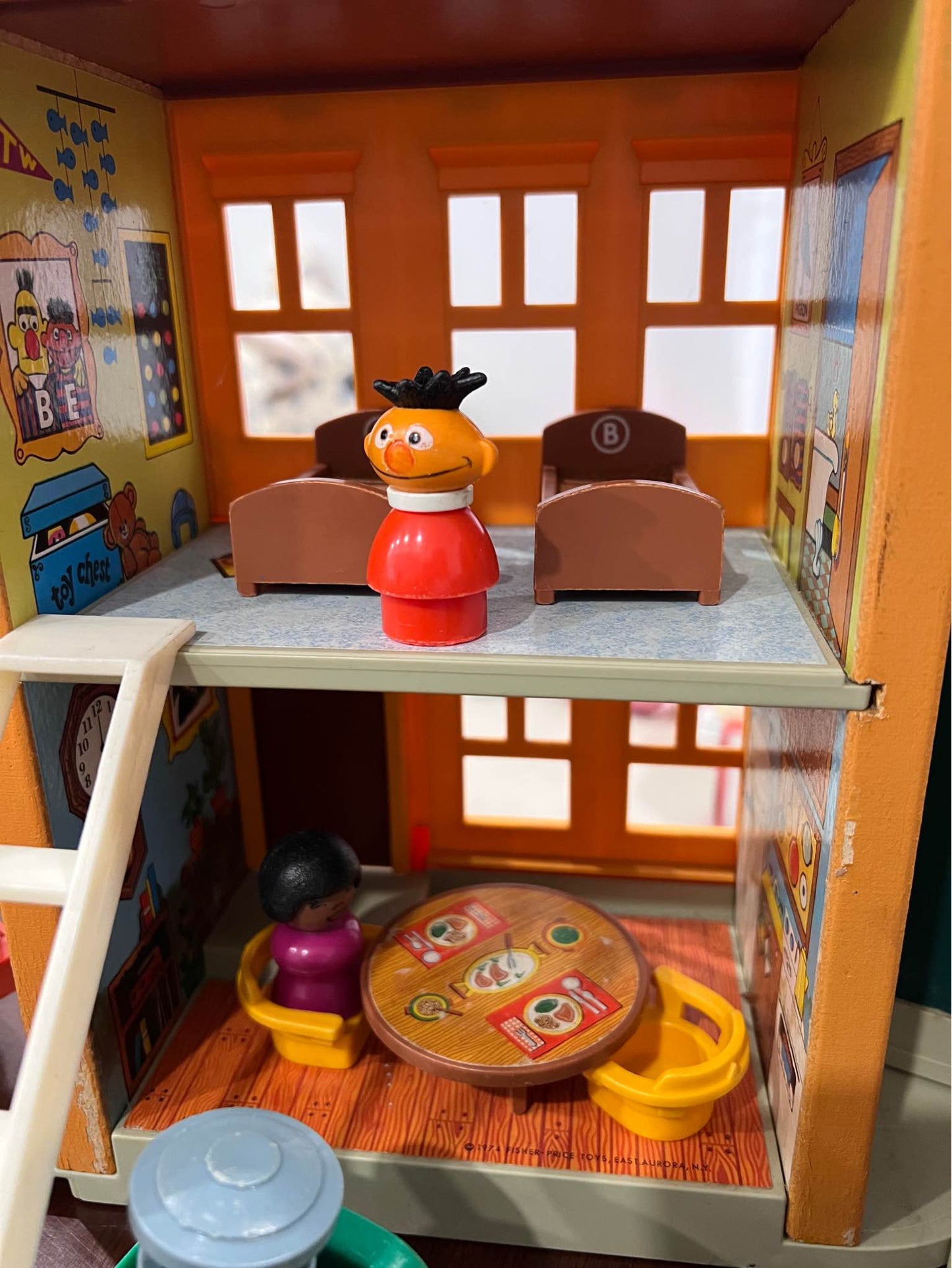 Vintage Fisher Price Sesame Street Apartment COMPLETE