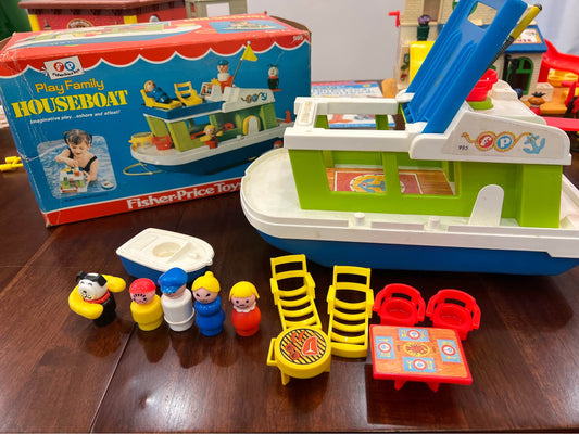 Houseboat toy playset with box, yellow stairs, penguin and character figures