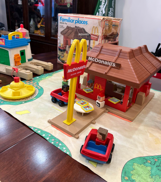 Vintage Playskool Familiar Places McDonald's Restaurant  w ORIG BOX